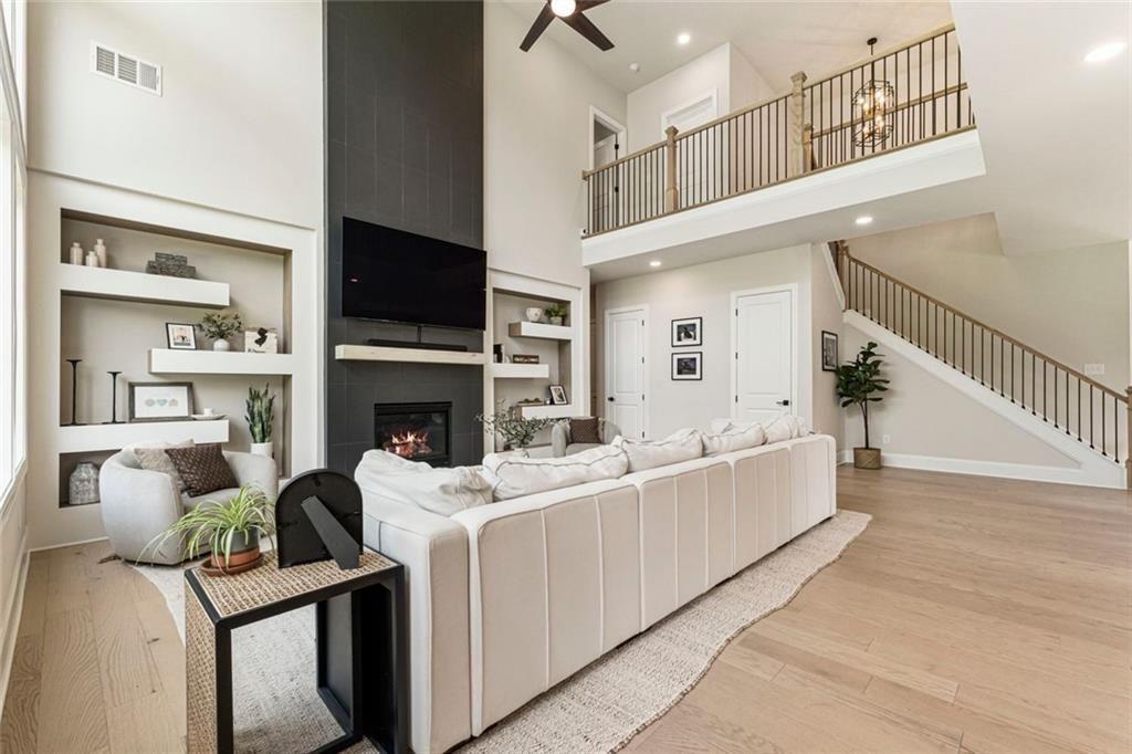 HOLLY FARM PH 1B - Residential