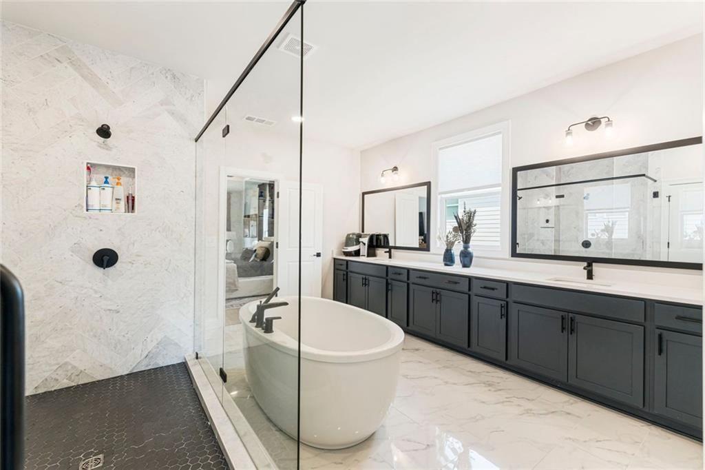 HOLLY FARM PH 1B - Residential