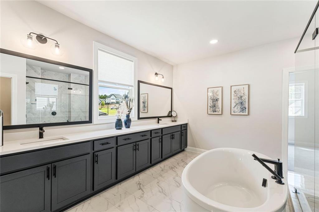 HOLLY FARM PH 1B - Residential