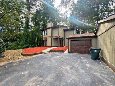 Photo of 3078 Meadow Mere W, Atlanta, GA 30341 (MLS # 7665002)
