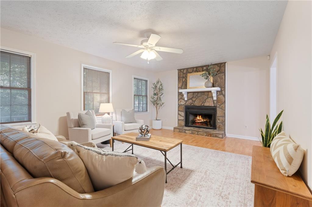 1650 Mountain Trace
