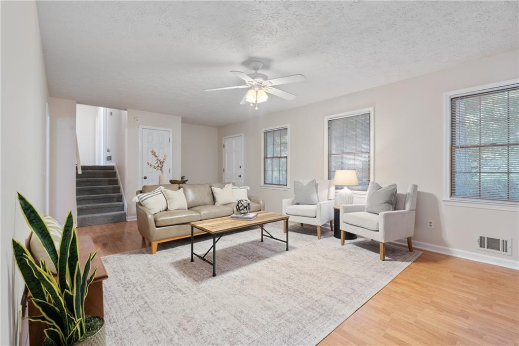 1650 Mountain Trace