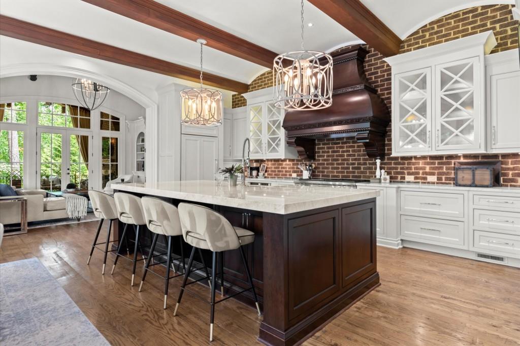 4874 Kettle River Point