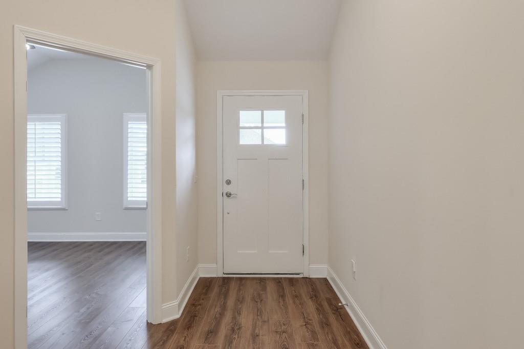807 Bridget Walk, Powder Springs, Georgia image 3