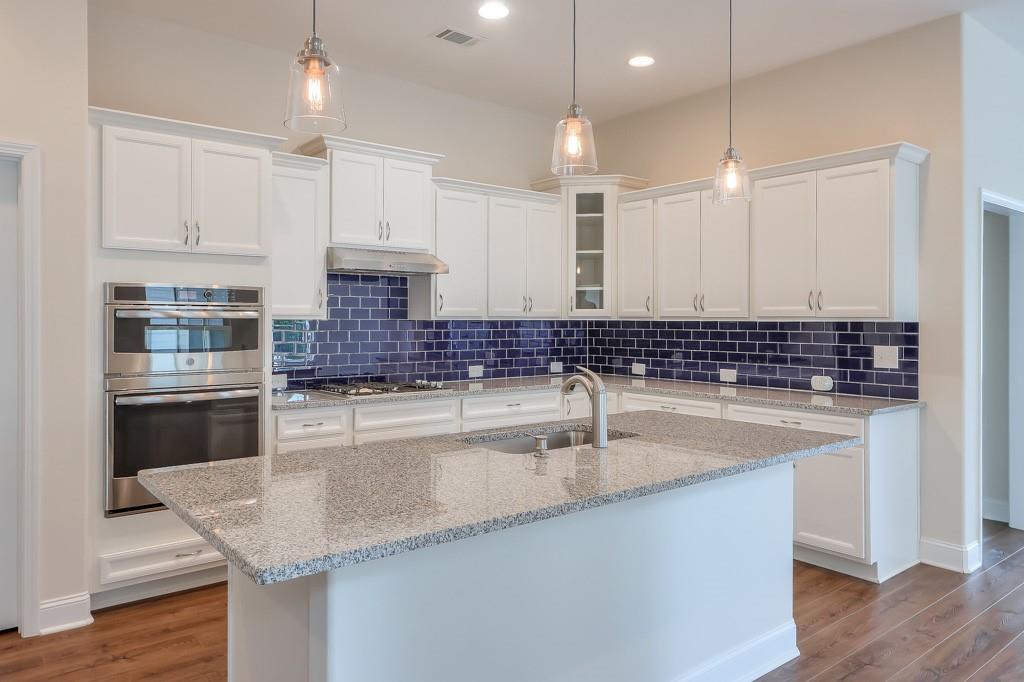 807 Bridget Walk, Powder Springs, Georgia image 9
