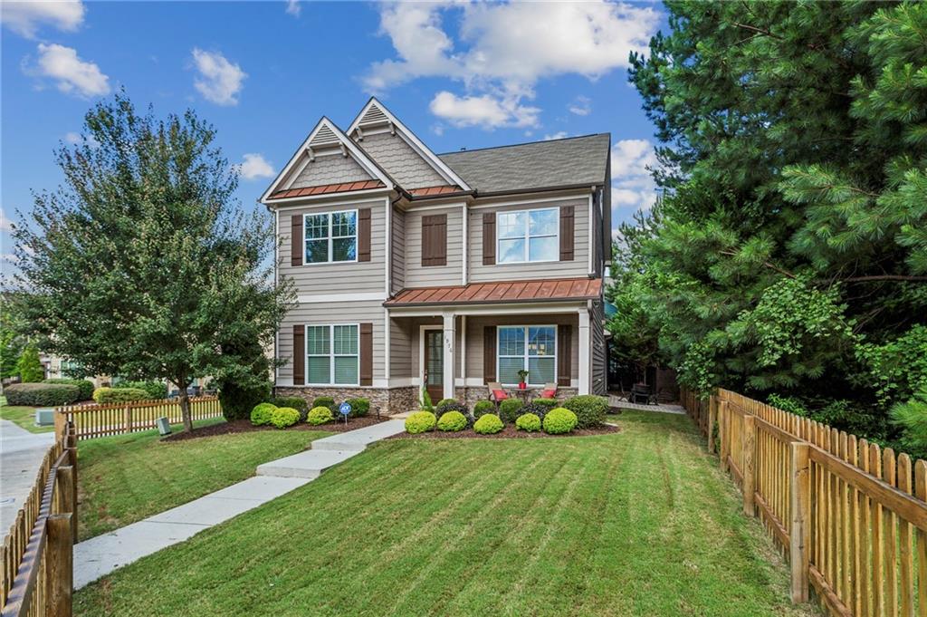Back on Market! Great New Price! Welcome to 1976 Boyd Trace Ln, a magnificent single-family home nestled on a desirable corner lot in the vibrant city of Atlanta, GA. This stunning detached house boasts 2585 square feet of elegantly designed living space, featuring four spacious bedrooms with a bedroom on the main and four luxurious bathrooms.
Step inside to discover a welcoming foyer that leads to an open-concept layout, highlighted by graceful chandeliers and recessed lighting. The heart of this home is the chef's kitchen, fresh white cabinets, complete with stainless steel appliances, a gas stove, and a range hood. Quartz kitchen counters, large island, and a walk-in pantry make cooking and entertaining a delight. Enjoy the convenience of an eat-in kitchen with a window view, perfect for casual meals.
Relax in the cozy family room with a charming fireplace, or retreat to the primary ensuite bathroom, which offers a separate shower and quartz top vanities for a spa-like experience. Each bedroom includes a walk-in closet, providing ample storage. Bonus room on a third level with full bathroom. Excellent for office, exercise room or children's playroom!
Outdoor enthusiasts will appreciate the barbecue area, fenced front yard, and inviting patio—ideal for gatherings and relaxation. Additional features include central air conditioning, central heating, and a comprehensive laundry setup with a dedicated laundry room.
The property also offers a garage for convenient parking. Residents can indulge in community amenities such as a clubhouse, tennis court, pool, playground, pet playground, enhancing the allure of this exceptional home. Experience the perfect blend of comfort and style at 1976 Boyd Trace Ln. Your dream home awaits!
Convenient to shopping, restaurants and entertainment, trails and The Works!