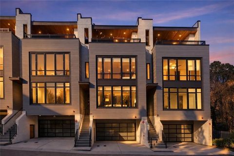 912 Lenox Boulevard NE Atlanta GA 30324