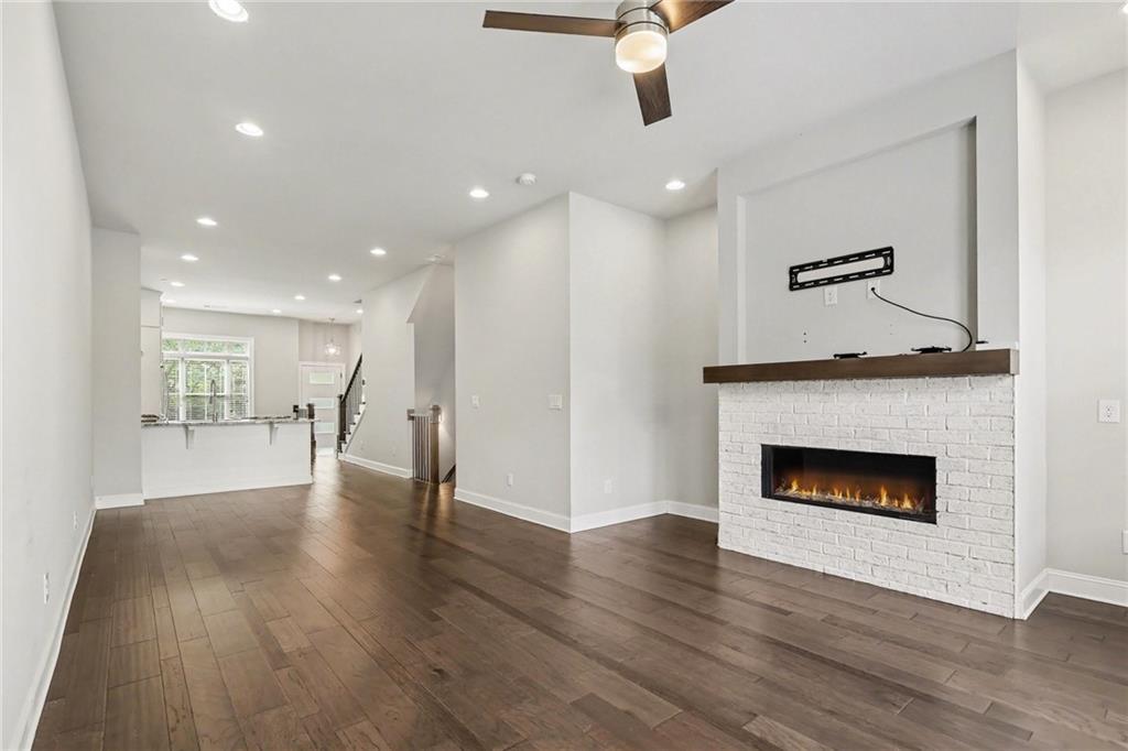 4745 Roswell Road