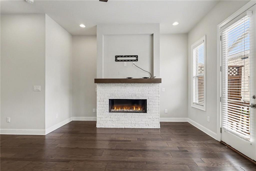 4745 Roswell Road