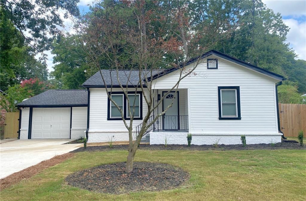 700 Appleton Drive SE