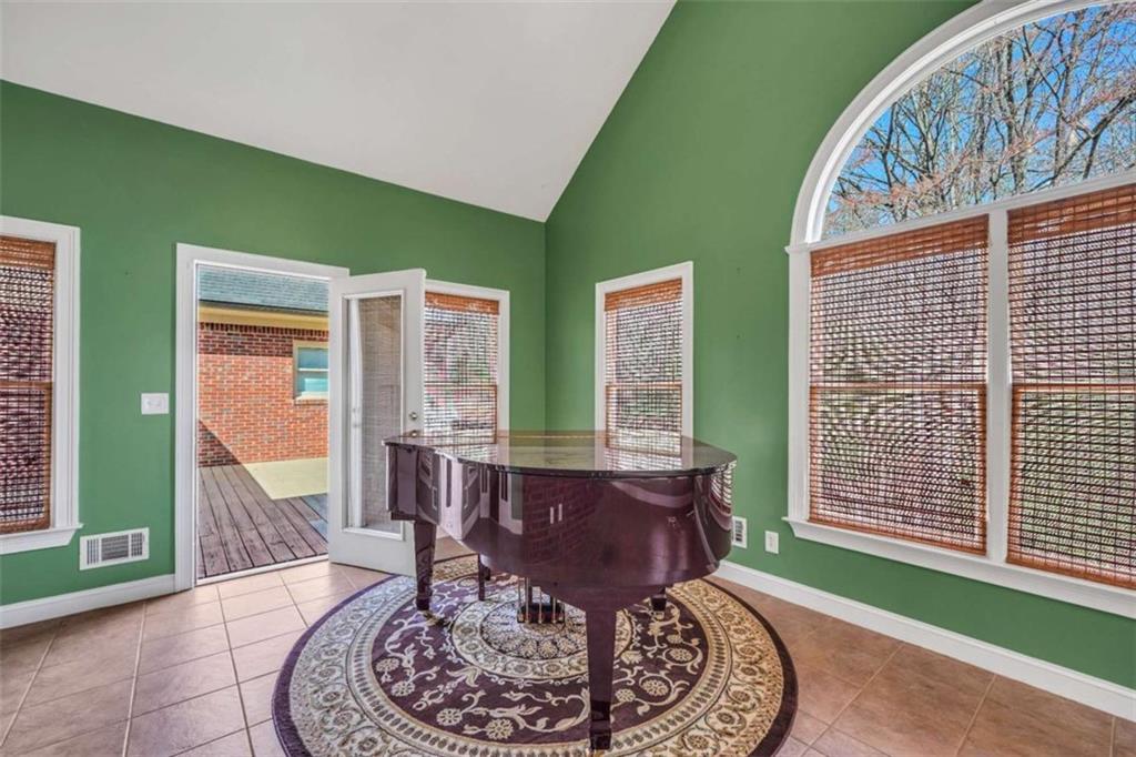 503 Clearwater Drive, Mcdonough, Georgia image 14