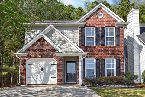 Townhouse For Sale - 9899 Vista Circle<br/> Union City, GA 30291