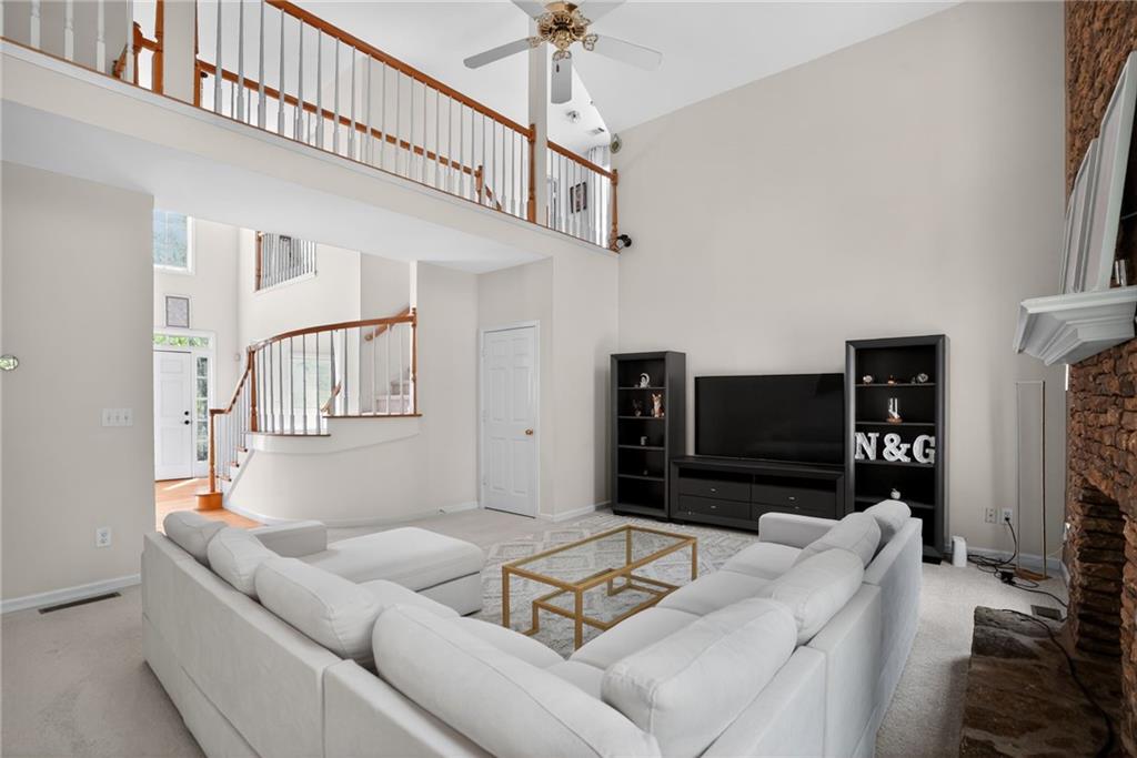 238 Harbor Pointe Drive