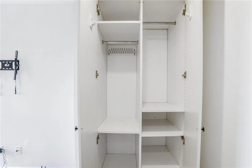 Atlanta, Georgia 30309, United States, 1 Bedroom Bedrooms, ,1 BathroomBathrooms,Residential,Active,99682