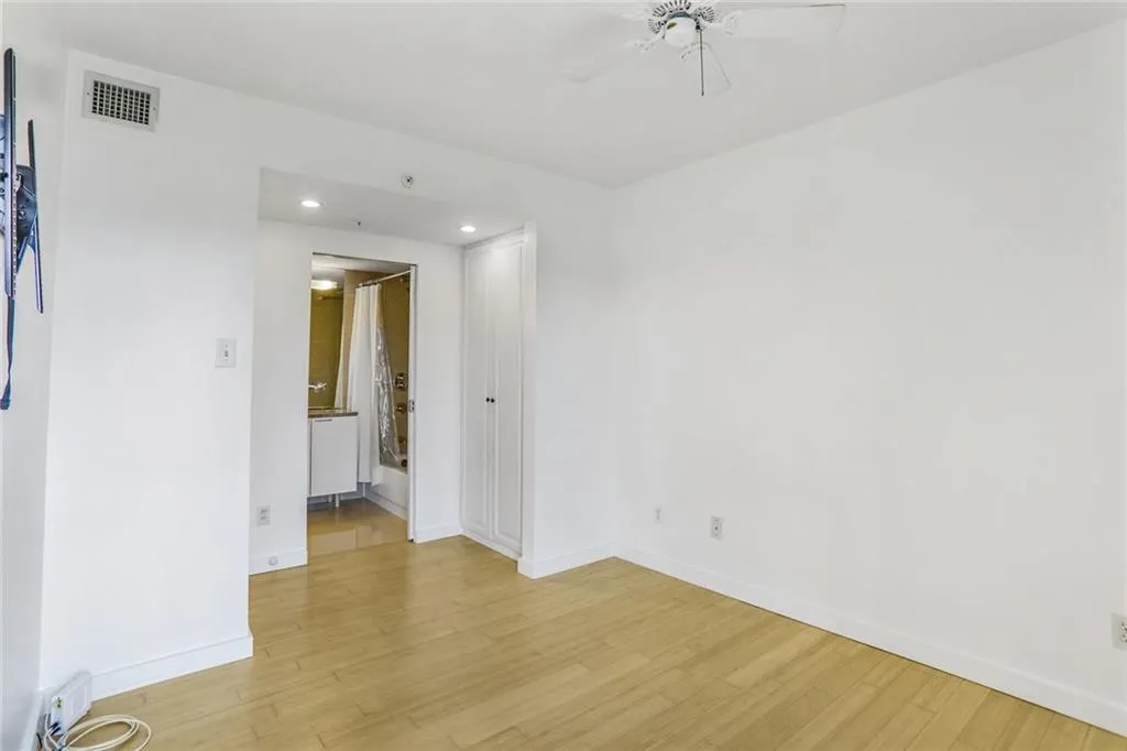 Atlanta, Georgia 30309, United States, 1 Bedroom Bedrooms, ,1 BathroomBathrooms,Residential,Active,99682