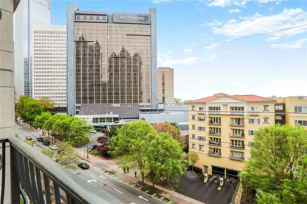 Atlanta, Georgia 30309, United States, 1 Bedroom Bedrooms, ,1 BathroomBathrooms,Residential,Active,99682