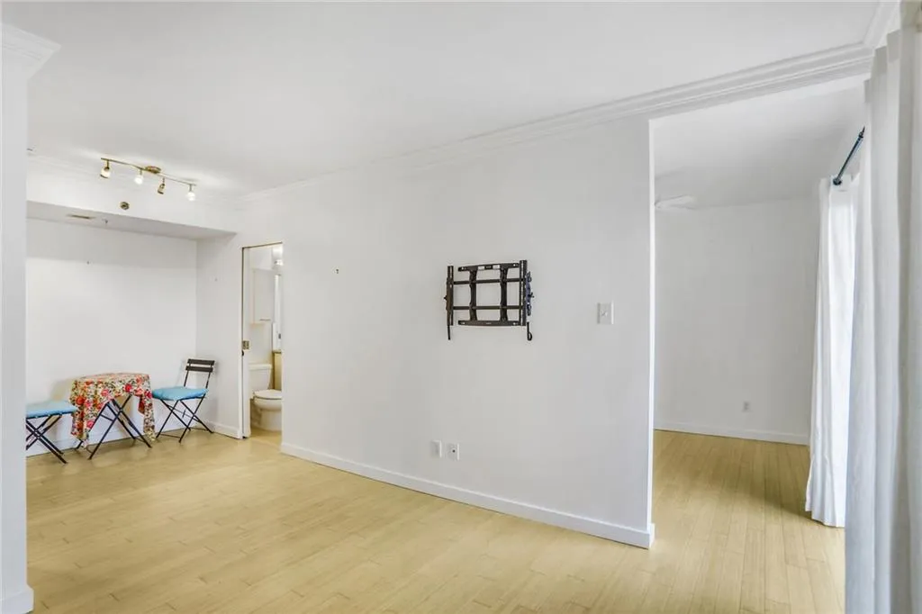 Atlanta, Georgia 30309, United States, 1 Bedroom Bedrooms, ,1 BathroomBathrooms,Residential,Active,99682