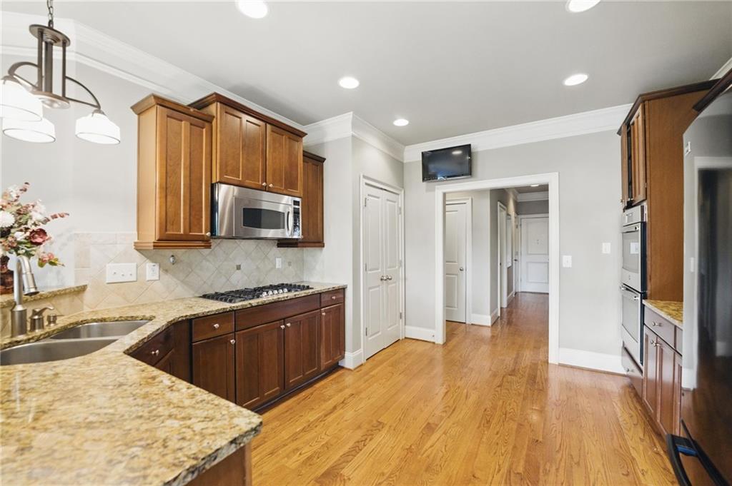 627 Warsaw Road, Roswell, Georgia image 11