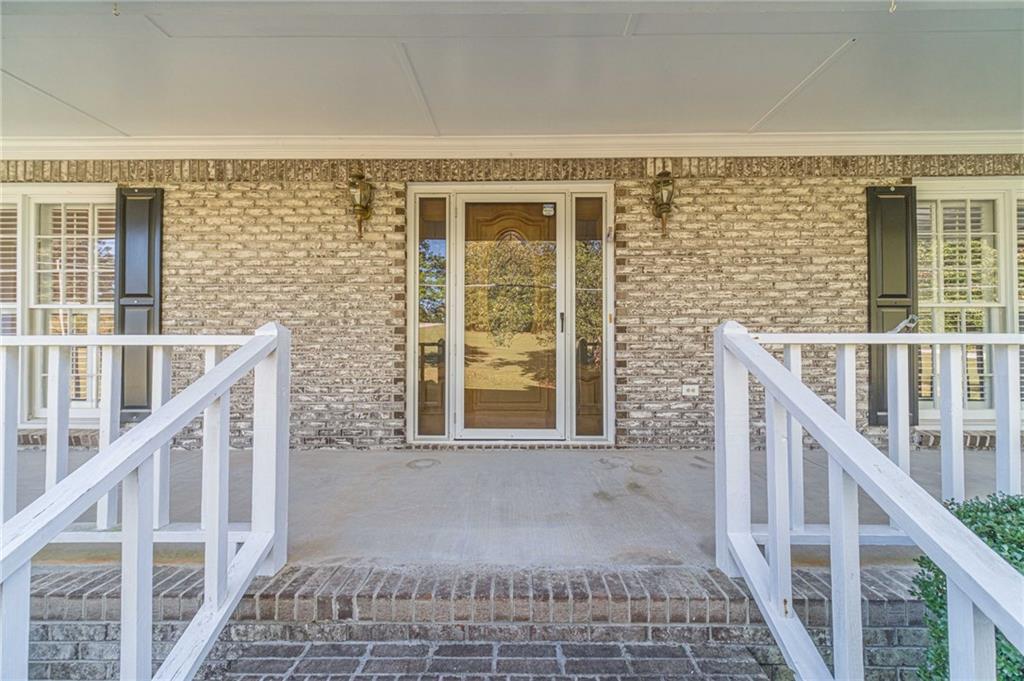3906 Laurens Lane
