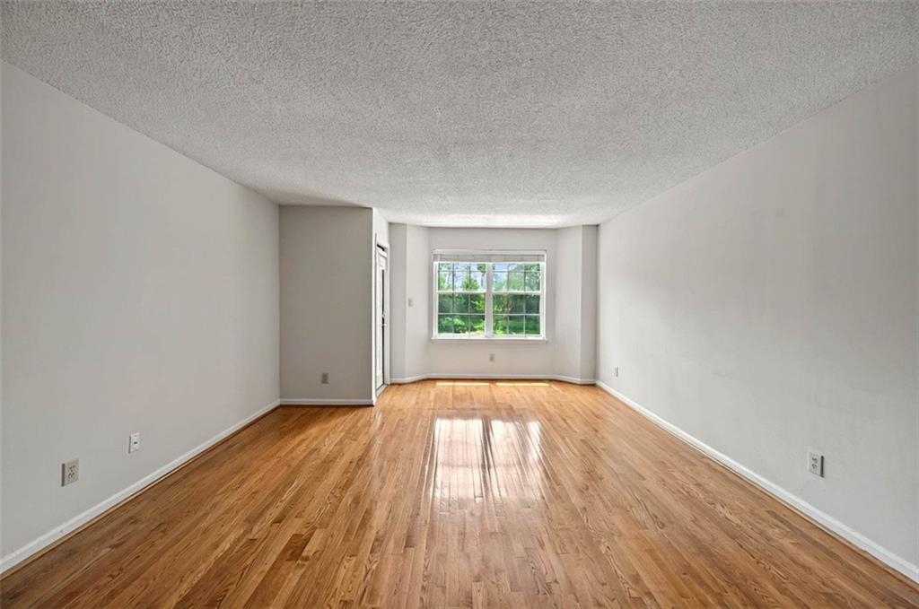4106 Chastain Park Court, Atlanta, Georgia image 8