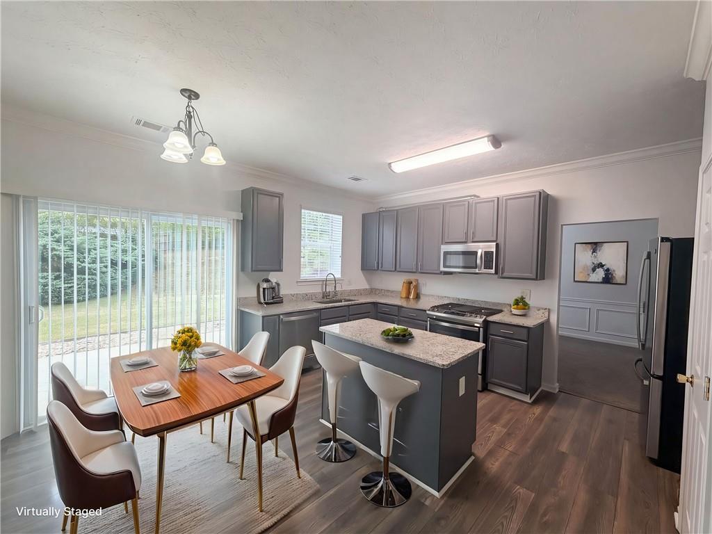 2662 Whispering Pines Drive