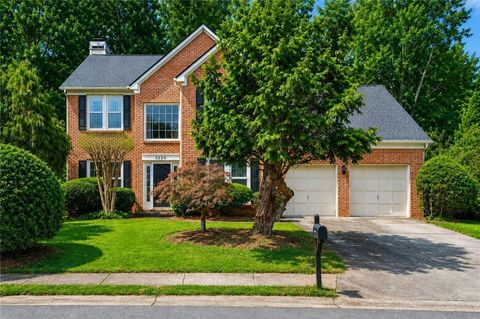 Homes For Sale - 3330 Avocet Court<br/> Peachtree Corners, GA 30092