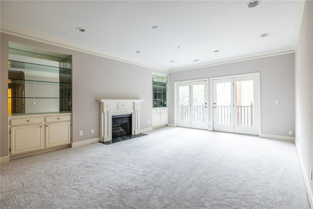 28316 Plantation Drive NE