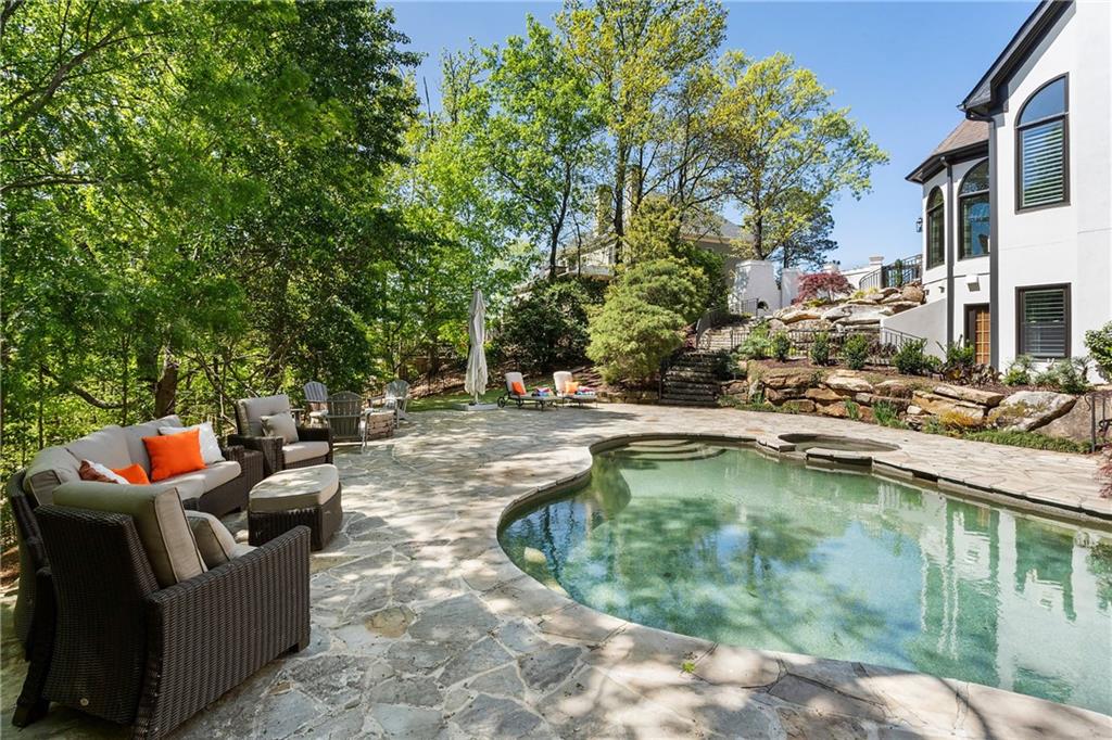 1015 Bedford Gardens Drive, Alpharetta, Georgia image 23