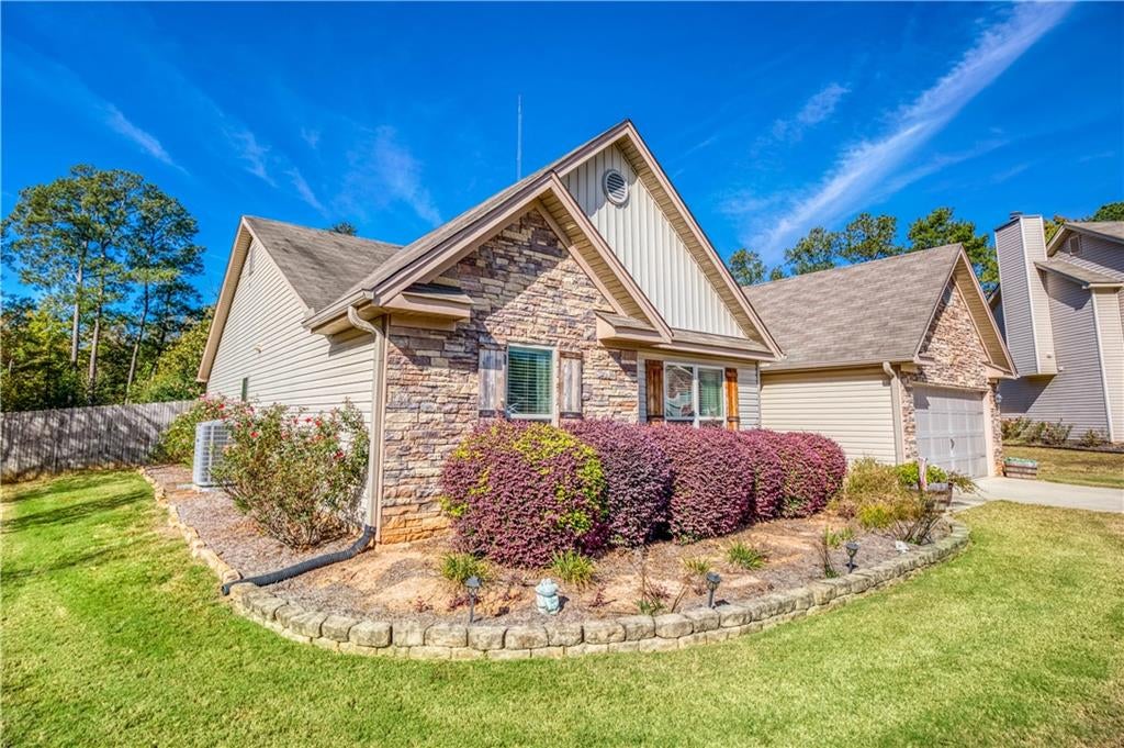 1912 Wheatfield Circle
