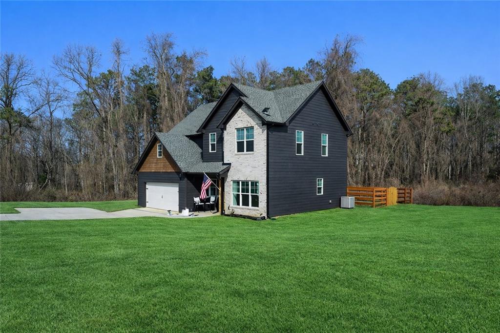 24 Plantation Oaks Drive