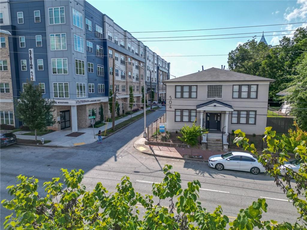504 Boulevard NE
