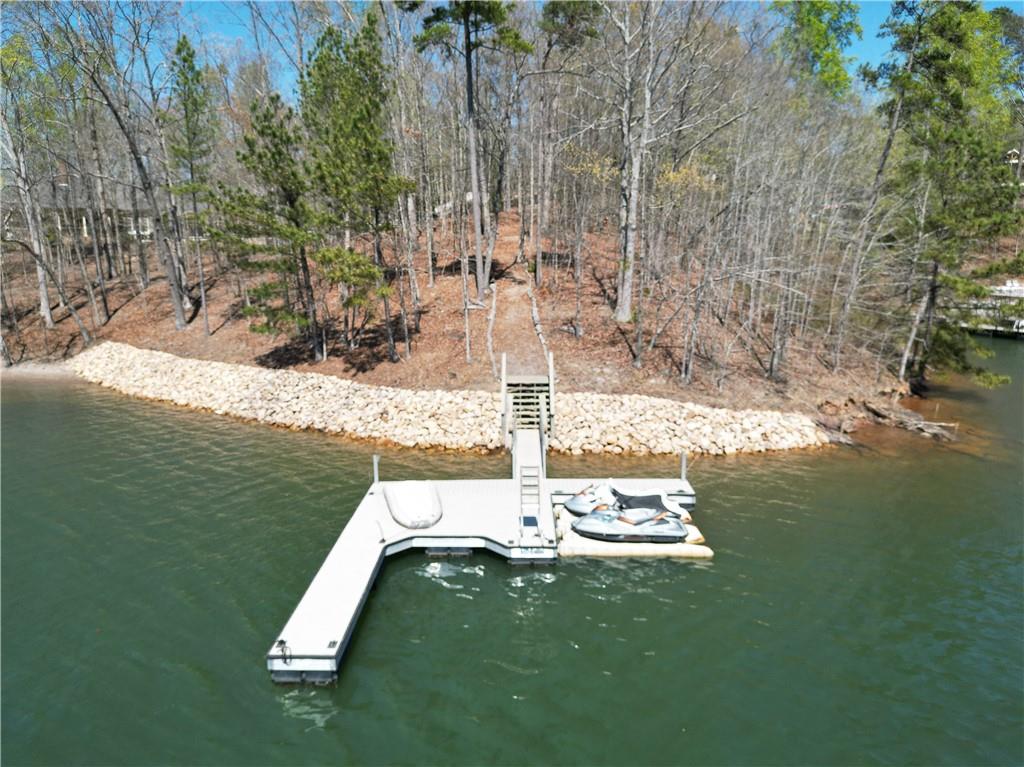 5471 DOGWOOD Lane