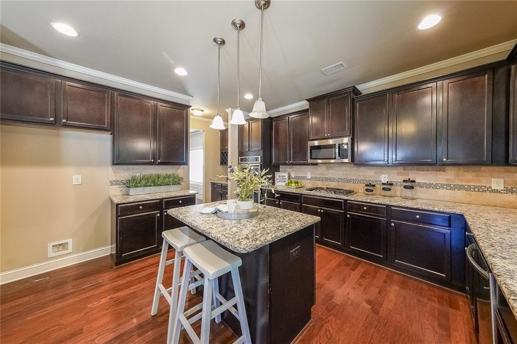 160 Red Wood Drive