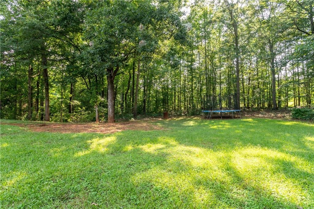 1537 Cardinal Lane
