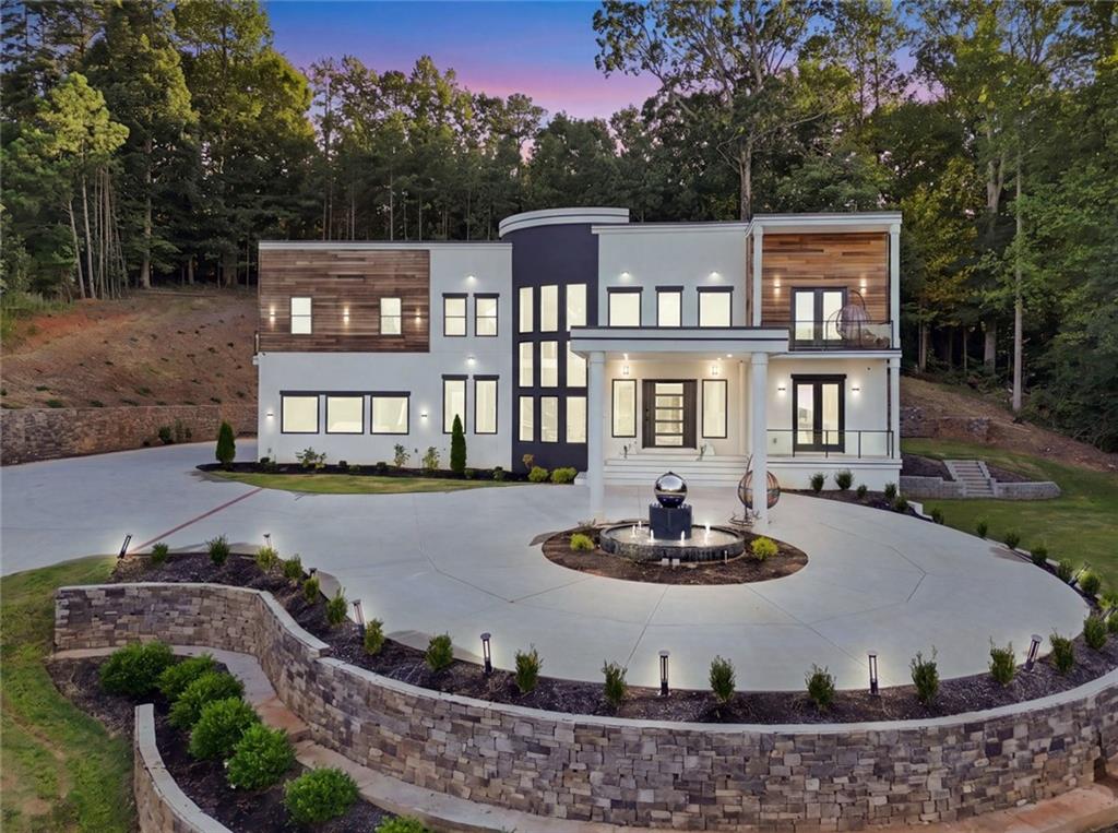 1612 Mountain Shadow Trail