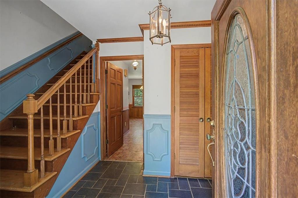 483 Summit Ridge Drive