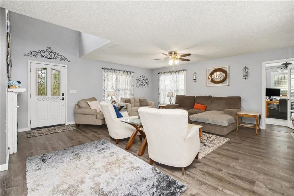 1932 River Bend Road SW