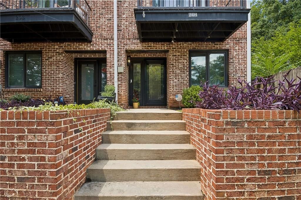 Photo of 142 Moreland Avenue SE #204, Atlanta, GA 30316 (MLS # 7788400)
