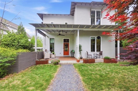 Townhouse For Sale - 1092 Kirkwood Avenue<br/> Atlanta, GA 30316