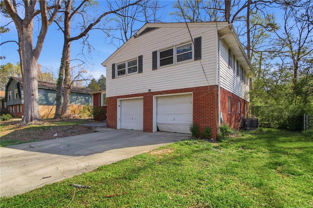 2459 Rockknoll Drive