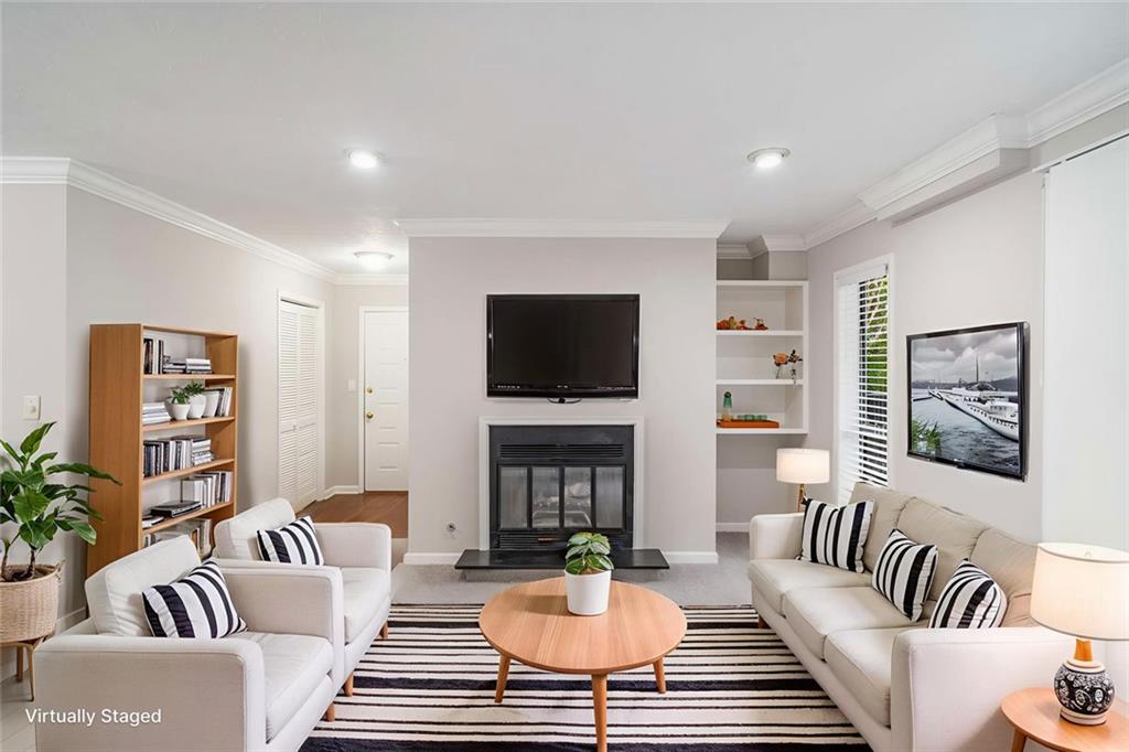 1307 Cumberland Court SE