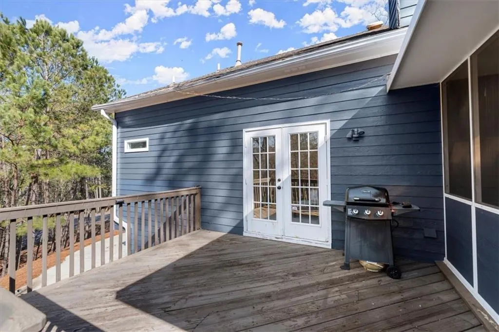 Cumming, Georgia 30041, United States, 4 Bedrooms Bedrooms, ,3 BathroomsBathrooms,Residential,Pending,77494