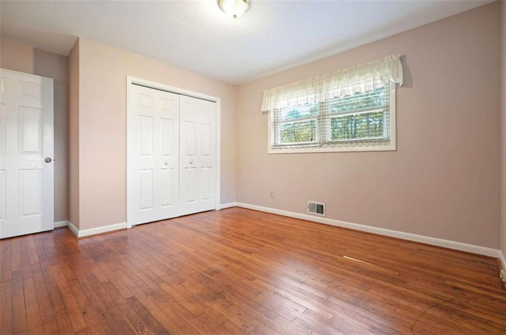 Cooper Hill - Residential