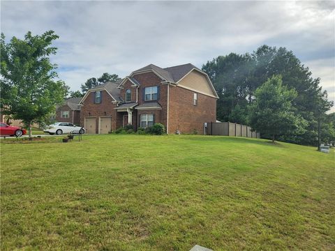 A home in Dacula