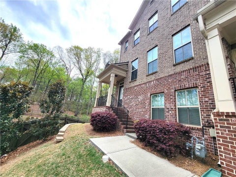 Townhouse For Rent - 600 Northaven Avenue<br/> Suwanee, GA 30024