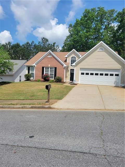 Homes For Sale - 1150 Hillary Lane<br/> Lawrenceville, GA 30043