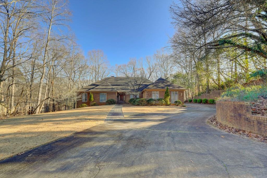 325 Yellowroot Lane, Sandy Springs, Georgia image 4