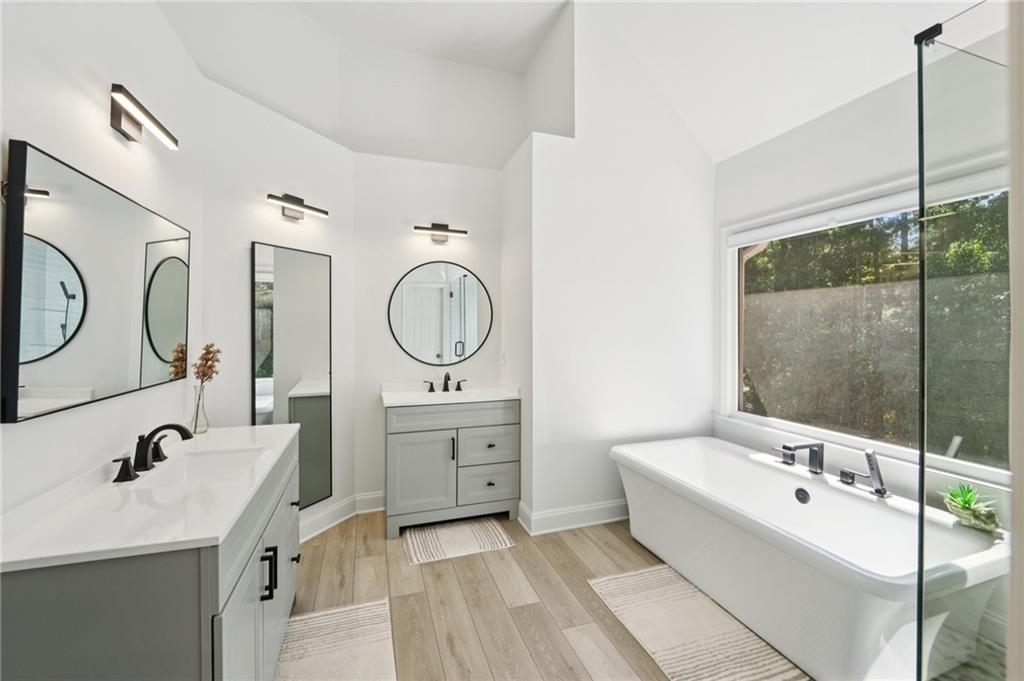 4592 Campenille Court