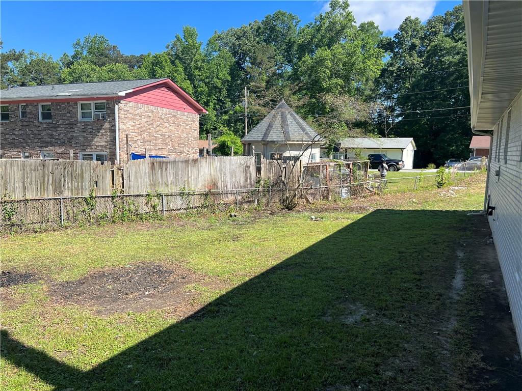 2875 Carriage Lane, Atlanta, Georgia image 18