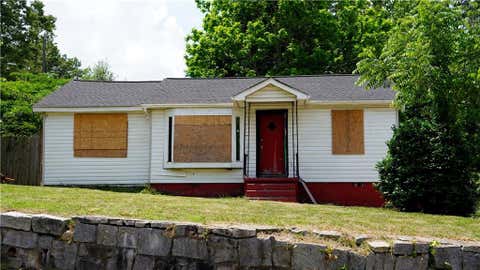 Homes For Sale - 2186 Tiger Flowers Drive<br/> Atlanta, GA 30314